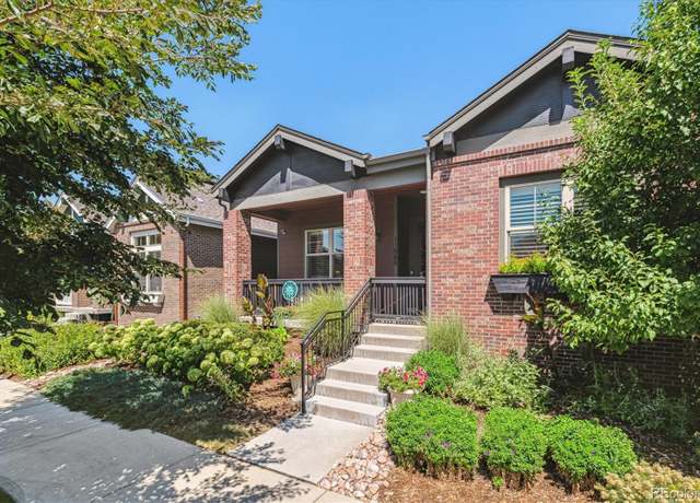 Property at 11589 E 25th Dr, Aurora, CO 80010, 4 beds, 3 baths