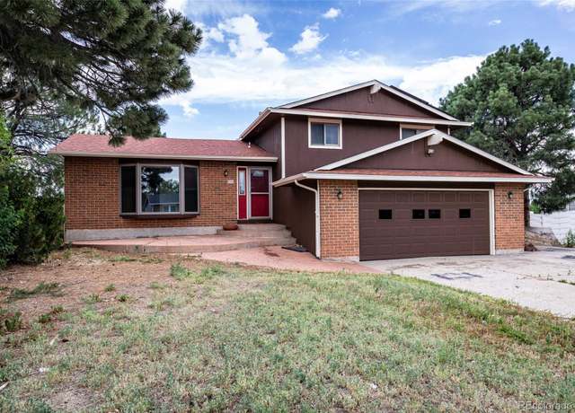 Property at 19 Hampton Ct, Pueblo, CO 81001, 4 beds, 3 baths