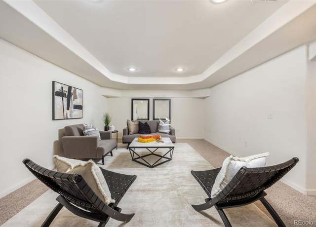 Property at 18899 E Whitaker Cir, Aurora, CO 80015, 5 beds, 3 baths
