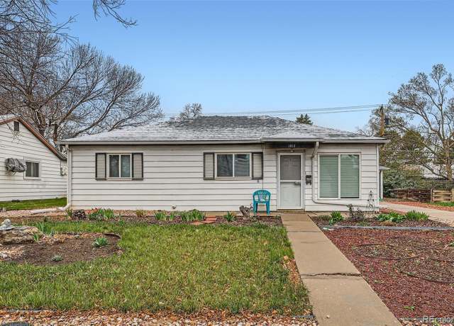 Property at 1011 Uvalda St, Aurora, CO 80011, 3 beds, 2 baths