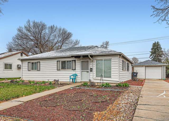 Property at 1011 Uvalda St, Aurora, CO 80011, 3 beds, 2 baths