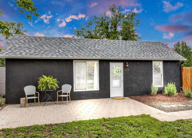 Property at 211 E Emma St, Lafayette, CO 80026, 2 beds, 1 bath