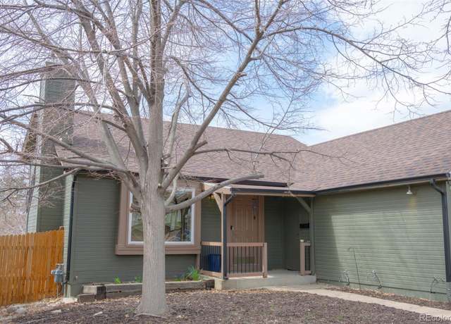 Property at 3943 S Espana St, Aurora, CO 80013, 3 beds, 2 baths