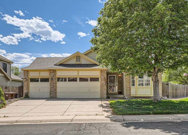 Property at 1649 Iris St, Broomfield, CO 80020, 3 beds, 2 baths