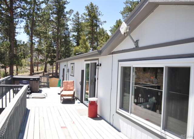 Property at 1395 Appleby Dr, Woodland Park, CO 80863, 4 beds, 2 baths