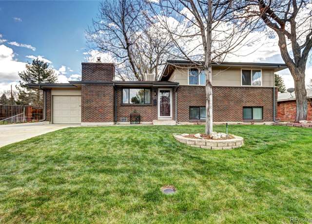 Property at 2872 S Ivan Way, Denver, CO 80227, 4 beds, 3 baths