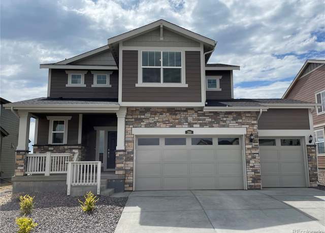 Property at 390 Donna Ln, Johnstown, CO 80534, 4 beds, 3 baths