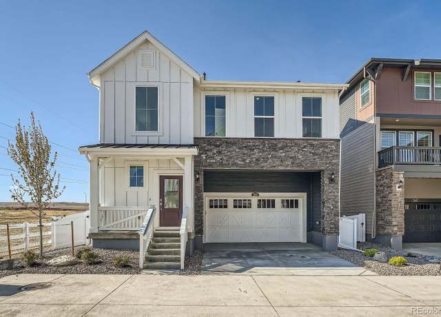 Property at 2150 S Haleyville Way, Aurora, CO 80018, 2 beds, 3 baths
