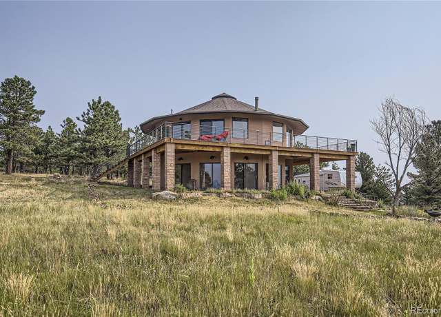 Property at 3001 Eagle Ridge Rd, Longmont, CO 80503, 3 beds, 2 baths