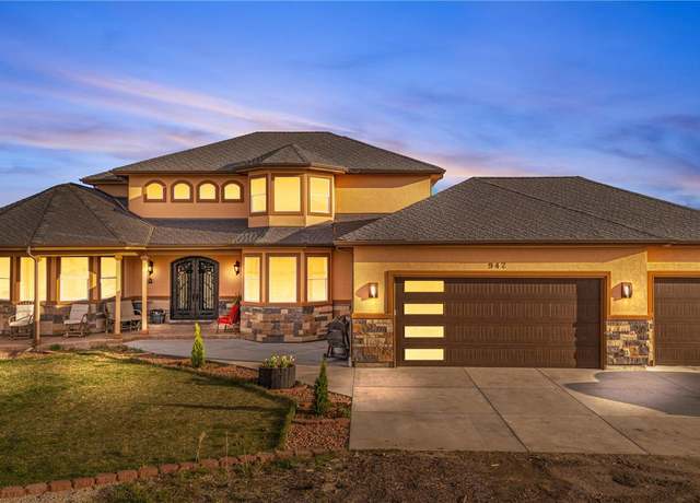 Property at 942 S County Road 129 Rd, Bennett, CO 80102, 4 beds, 3 baths