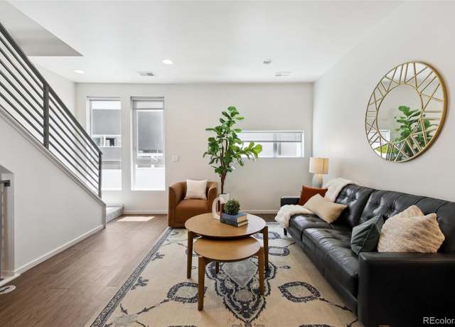 Property at 1711 Hooker St #2, Denver, CO 80204, 2 beds, 3 baths
