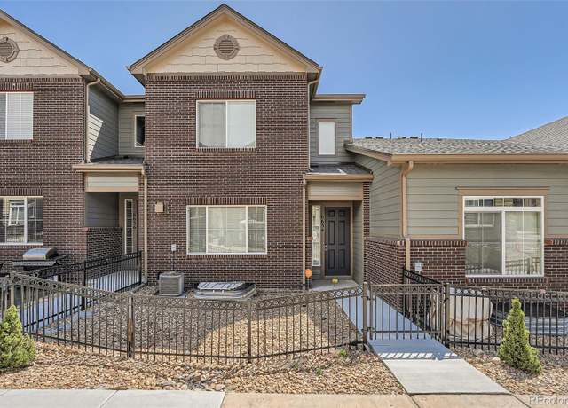 Property at 6634 S Patsburg St, Aurora, CO 80016, 3 beds, 3 baths