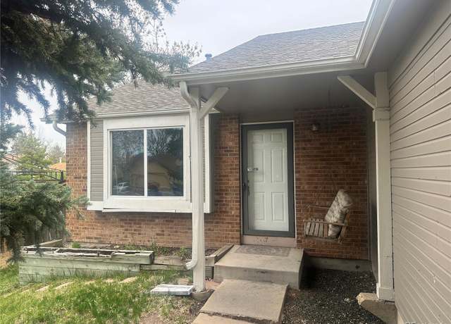 Property at 19351 E Purdue Cir, Aurora, CO 80013, 3 beds, 2 baths