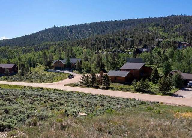 Property at 985 Forrest Dr, Granby, CO 80446