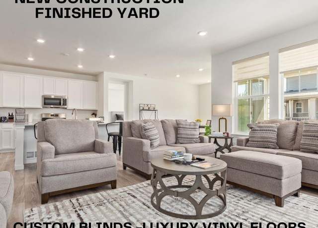 Property at 24446 E Ohio Dr, Aurora, CO 80018, 3 beds, 2 baths
