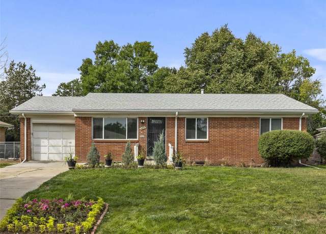 Property at 489 Toledo St, Aurora, CO 80011, 3 beds, 2 baths