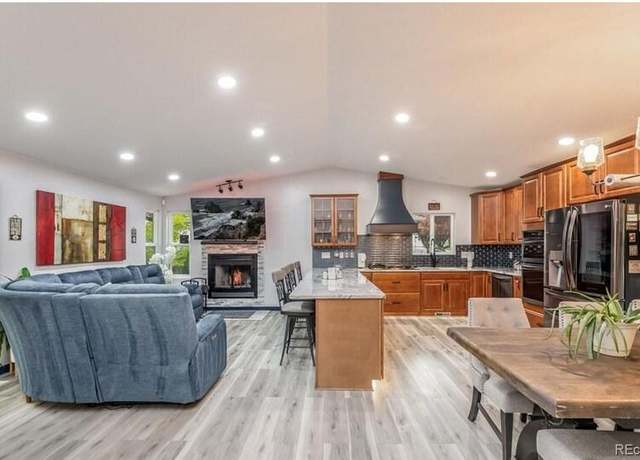 Property at 1656 S Gilpin Ave, Loveland, CO 80537, 3 beds, 2 baths