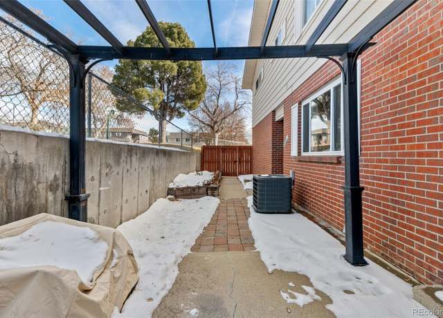 Property at 9886 Appletree Pl, Thornton, CO 80260, 2 beds, 2 baths