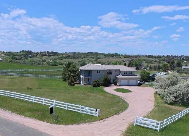 Property at 595 W Oak Hill Ln, Castle Rock, CO 80108, 4 beds, 3 baths