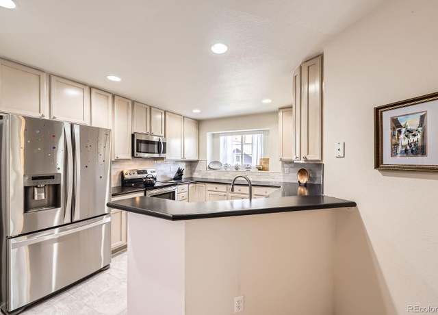 Property at 7774 S Biloxi Way, Aurora, CO 80016, 2 beds, 2 baths