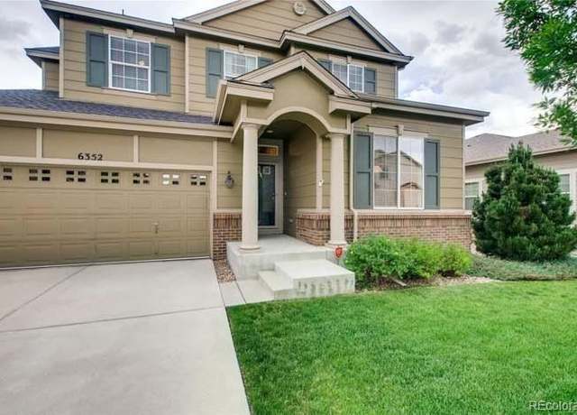 Property at 6352 S Abilene St, Englewood, CO 80111, 4 beds, 3 baths