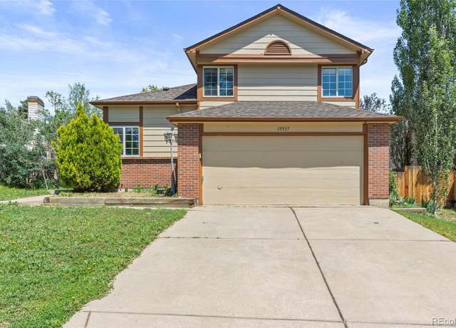 Property at 19937 E Loyola Pl, Aurora, CO 80013, 3 beds, 2 baths