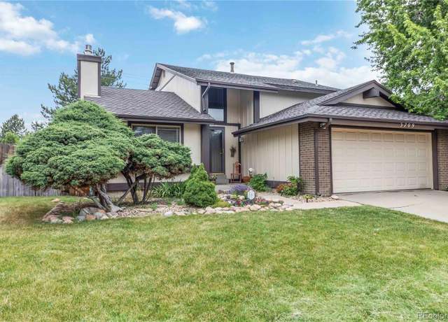 Property at 3709 S Fairplay Way, Aurora, CO 80014, 3 beds, 2 baths