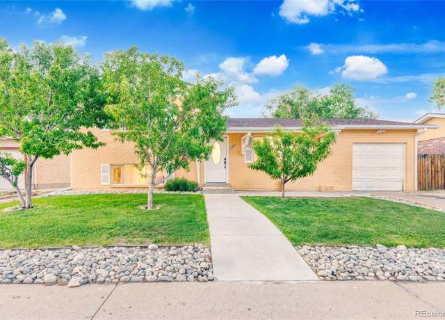 Property at 14595 Robins Dr, Denver, CO 80239, 4 beds, 2 baths