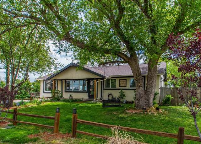 Property at 7684 Beverly Blvd, Castle Pines, CO 80108, 4 beds, 2 baths