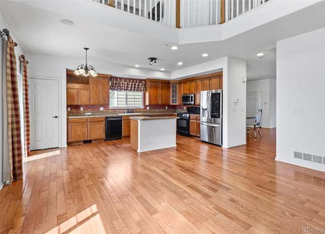 Property at 10173 Pagosa St, Commerce City, CO 80022, 5 beds, 4 baths