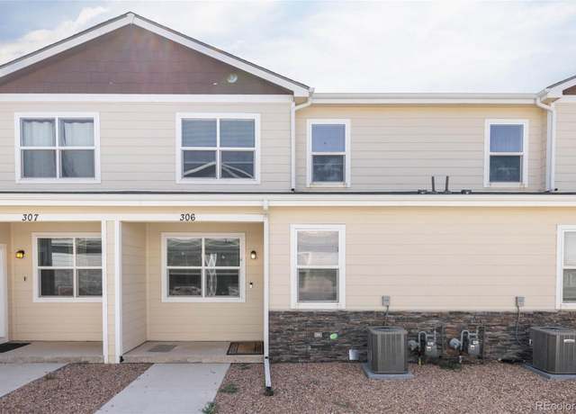 Property at 306 S 4th Ct, Deer Trail, CO 80105, 2 beds, 2 baths