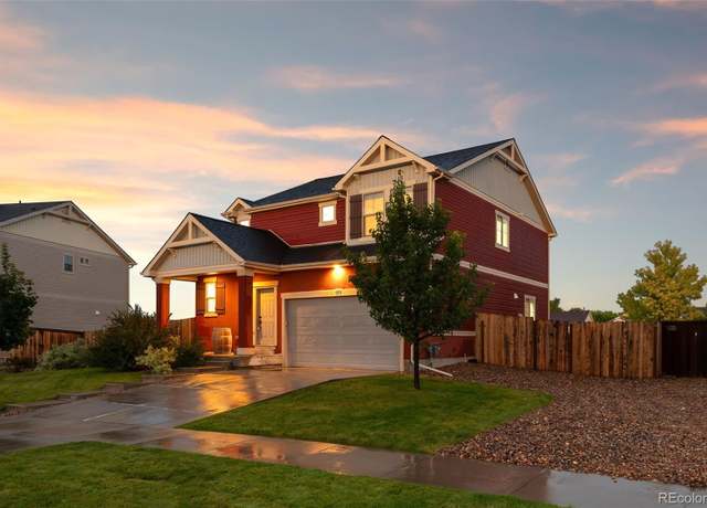 Property at 4978 S Addison Way, Aurora, CO 80016, 3 beds, 3 baths
