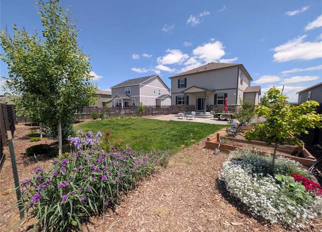 Property at 9 N Waterloo St, Aurora, CO 80018, 5 beds, 4 baths