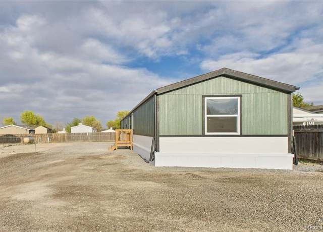 Property at 954 S Silt Dr, Pueblo, CO 81007, 3 beds, 2 baths