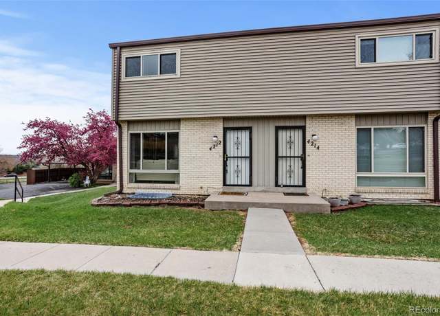 Property at 4212 W Pondview Dr, Littleton, CO 80123, 3 beds, 3 baths