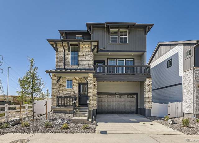 Property at 2190 S Haleyville Way, Aurora, CO 80018, 3 beds, 3 baths