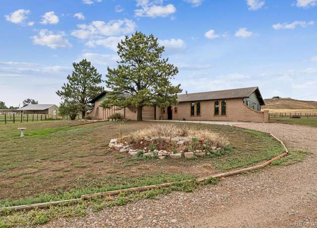 Property at 5300 Norwood Ave, Loveland, CO 80538, 3 beds, 2 baths
