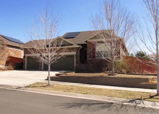 Property at 3212 S Kirk Way, Aurora, CO 80013, 3 beds, 2 baths