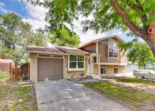Property at 18851 E Oregon Dr, Aurora, CO 80017, 4 beds, 2 baths