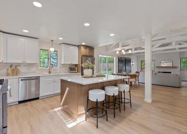 Property at 41 Eagle Dr, Littleton, CO 80123, 3 beds, 3 baths