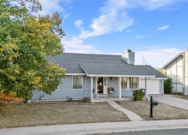 Property at 977 S Salida St, Aurora, CO 80017, 3 beds, 3 baths