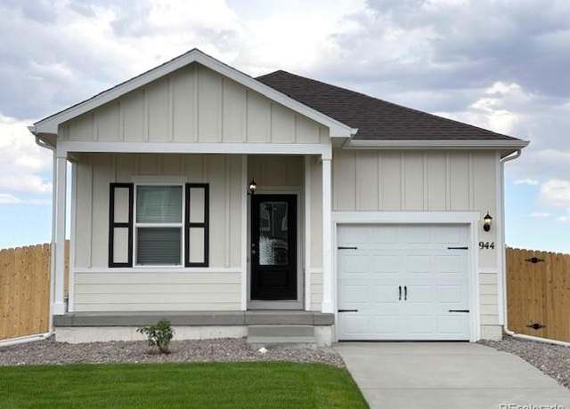 Property at 944 Savona Ave, Fort Lupton, CO 80621, 2 beds, 2 baths