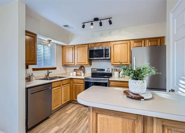 Property at 5511 S Lowell Blvd, Littleton, CO 80123, 2 beds, 2 baths