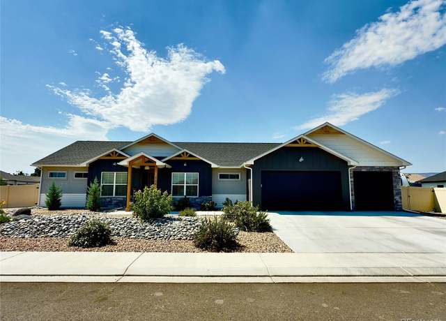 Property at 734 Flamecrest Dr, Fruita, CO 81521, 4 beds, 3 baths