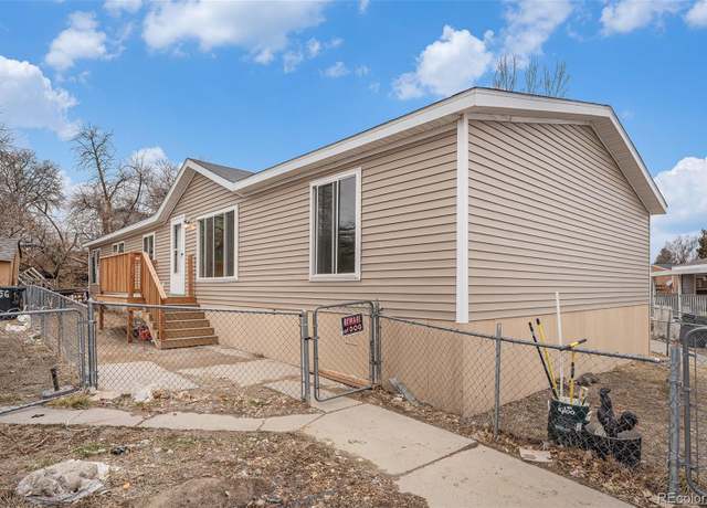 Property at 10201 Riverdale Rd, Thornton, CO 80229, 5 beds, 2 baths