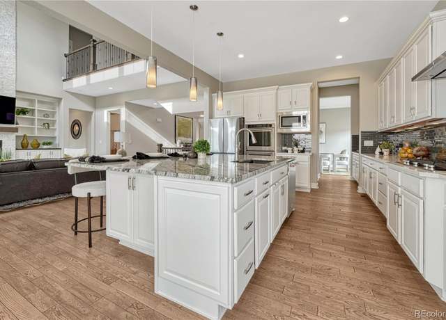 Property at 11821 Discovery Ln, Parker, CO 80138, 4 beds, 4 baths