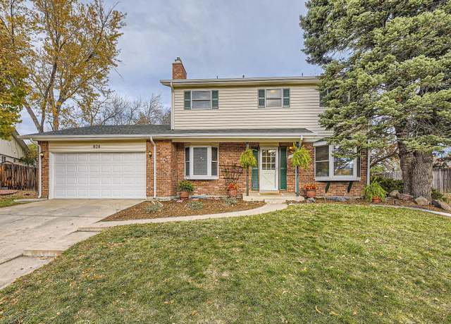 Property at 824 S Nelson Way, Lakewood, CO 80226, 5 beds, 3 baths