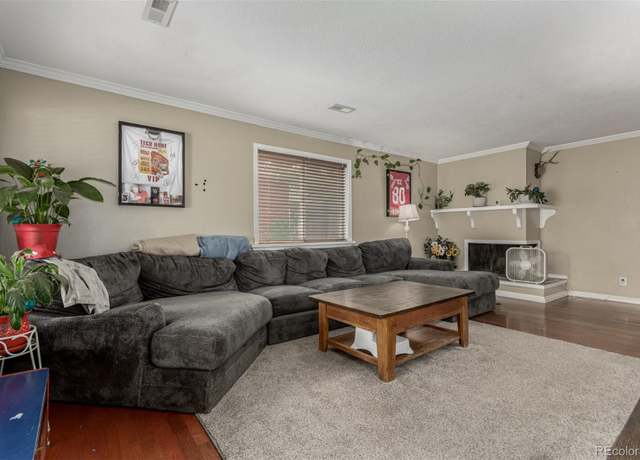 Property at 801 36th Ave, Greeley, CO 80634, 5 beds, 3 baths
