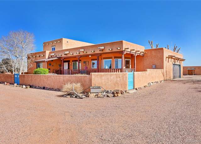 Property at 1230 E Bella Vista Dr, Pueblo, CO 81007, 7 beds, 3 baths