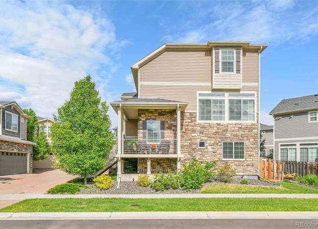 Property at 240 S Oak Hill St, Aurora, CO 80018, 3 beds, 3 baths